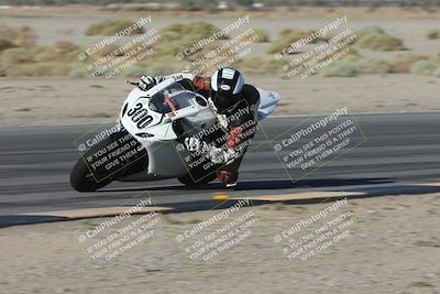 media/Sep-20-2025-Race Pace (Sat) [[d4e1b33f4d]]/Non Verified/Turn 4 Inside (8am)/